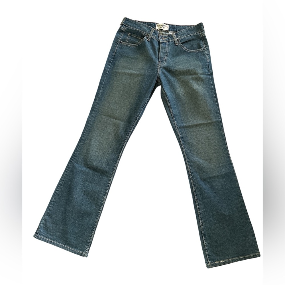 Levi Stretch Size 8 - Low rise Bootcut Women's Blue Denim Jeans